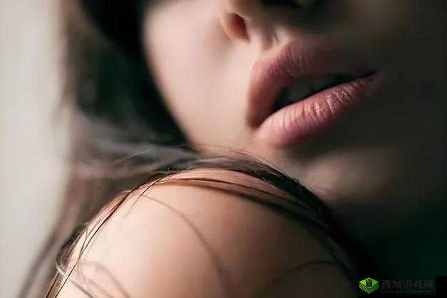 美女扒开各男人桶：私密时刻的惊人真相